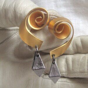 Elegant INGRID CUSSON Designer Earrings Spiral Geometric Dangle Matte Gold Black